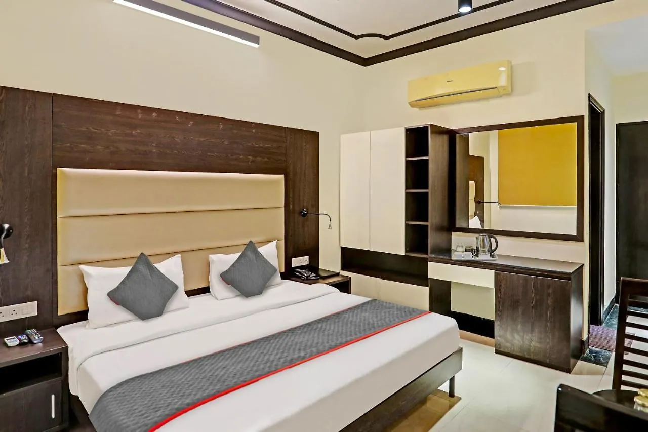 Townhouse 1184 N Stay Huda City Center Gurgaon