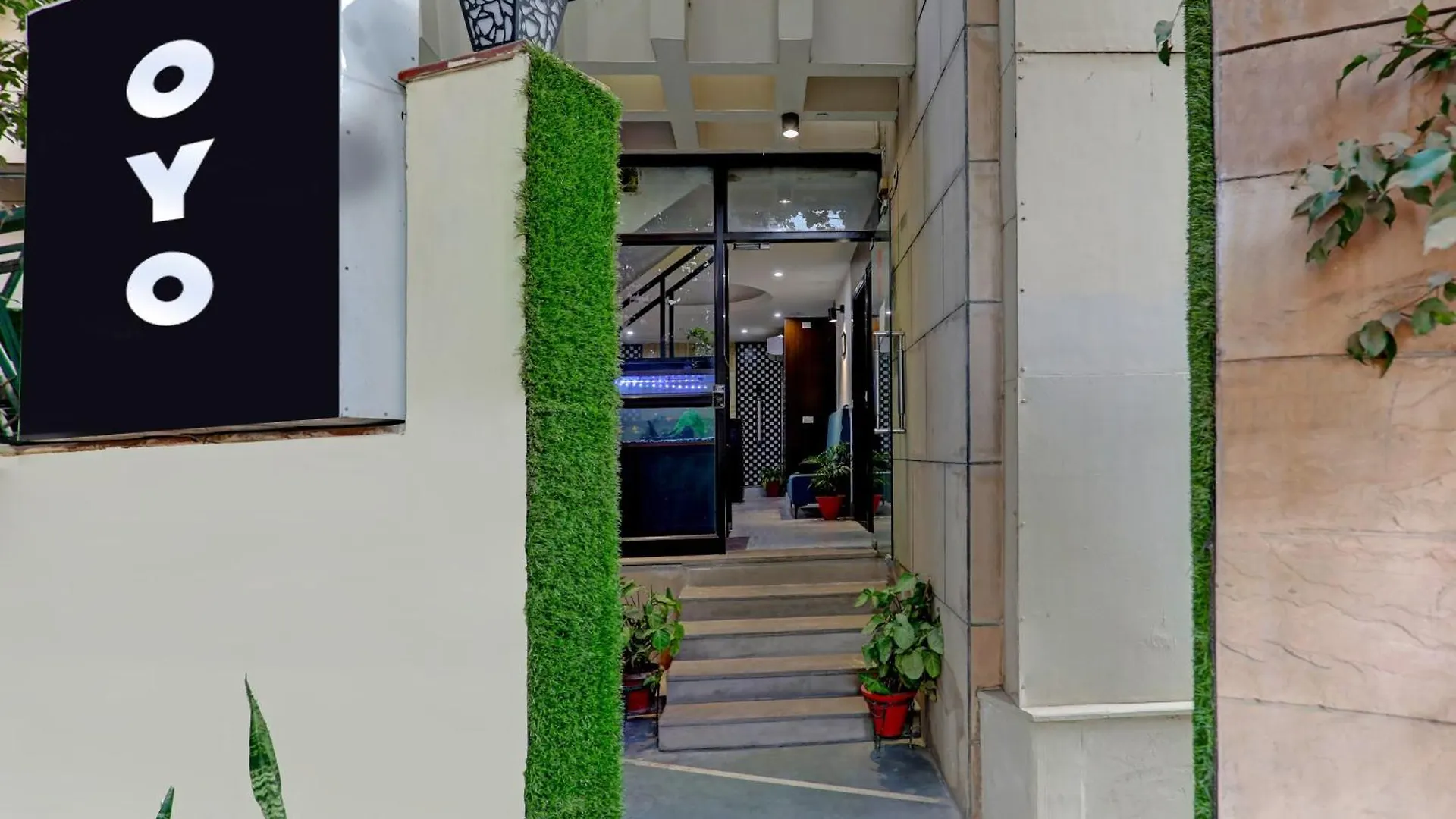 Townhouse 1184 N Stay Huda City Center Gurgaon Hotell